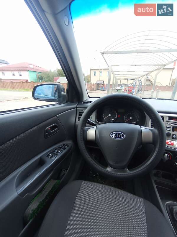 Хетчбек Kia Rio 2007 в Рівному фото 52 Хетчбек Kia Rio 2007 в Рівному