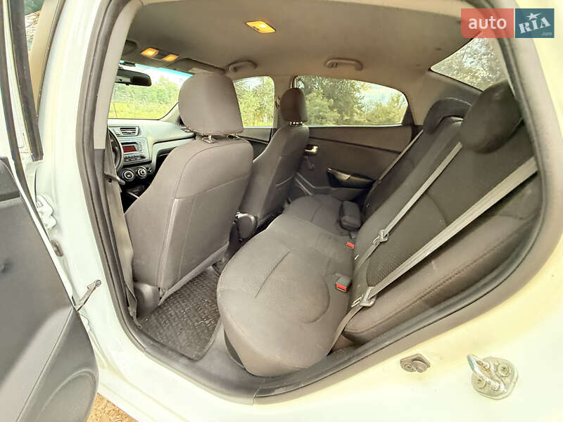 Седан Kia Rio 2013 в Харькове