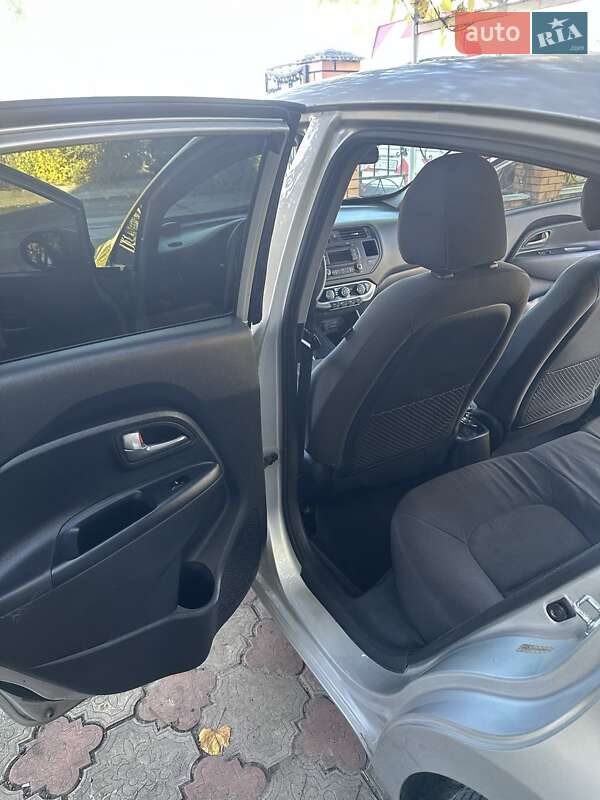 Седан Kia Rio 2014 в Вараші фото 7 Седан Kia Rio 2014 в Вараші
