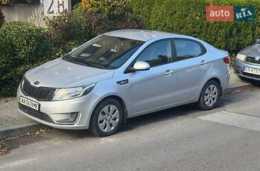Седан Kia Rio 2012 в Києві Седан Kia Rio 2012 в Києві