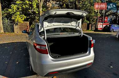 Седан Kia Rio 2012 в 