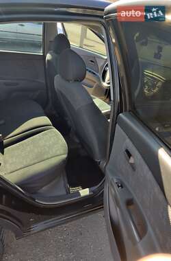 Хетчбек Kia Rio 2008 в  фото 8 Хетчбек Kia Rio 2008 в