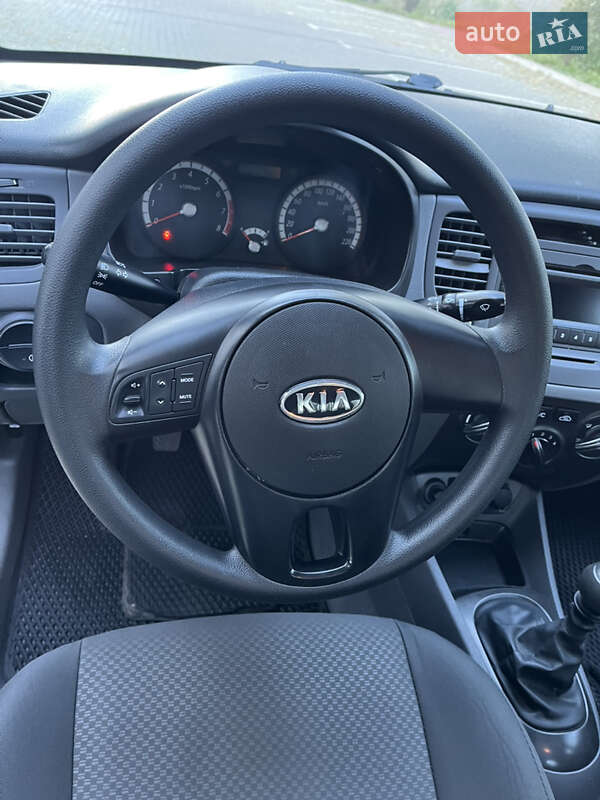 Седан Kia Rio 2011 в Хмельницькому фото 19 Седан Kia Rio 2011 в Хмельницькому
