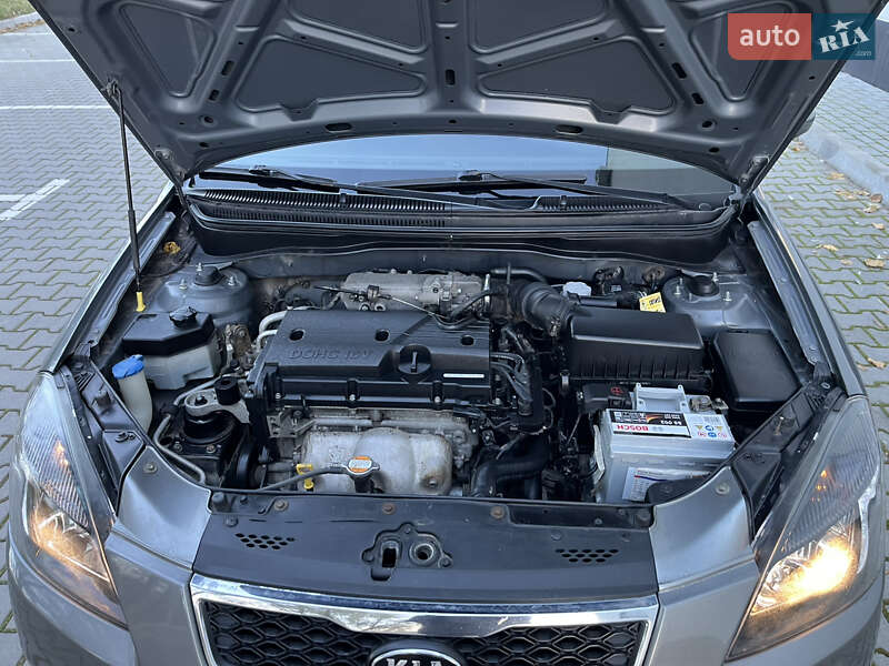 Седан Kia Rio 2011 в Хмельницькому фото 32 Седан Kia Rio 2011 в Хмельницькому