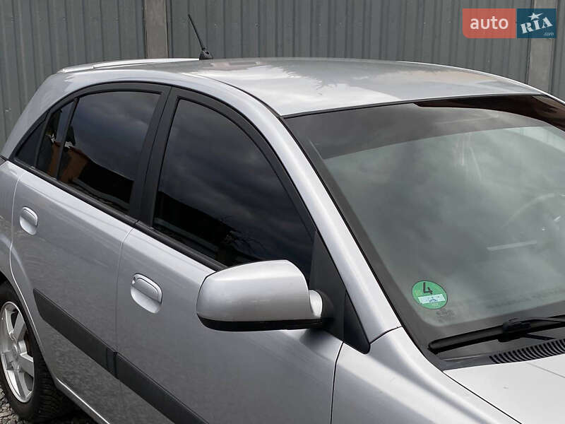 Хэтчбек Kia Rio 2006 в Самборе фото 8 Хэтчбек Kia Rio 2006 в Самборе