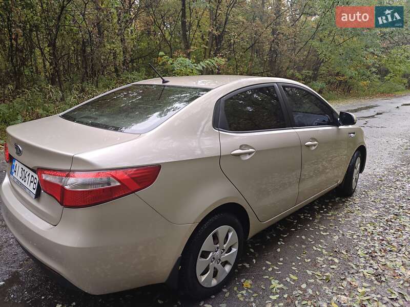Седан Kia Rio 2012 в Киеве фото 6 Седан Kia Rio 2012 в Киеве