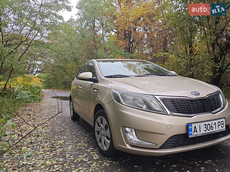 Седан Kia Rio 2012 в Киеве фото 5 Седан Kia Rio 2012 в Киеве