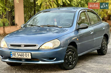 Седан Kia Rio 2001 в Кропивницком