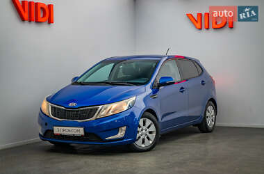 Хэтчбек Kia Rio 2012 в Киеве