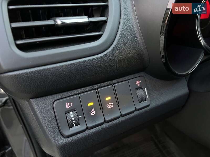 Хетчбек Kia Rio 2012 в Кременчуці