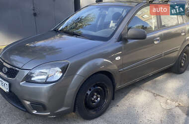 Седан Kia Rio 2011 в Киеве