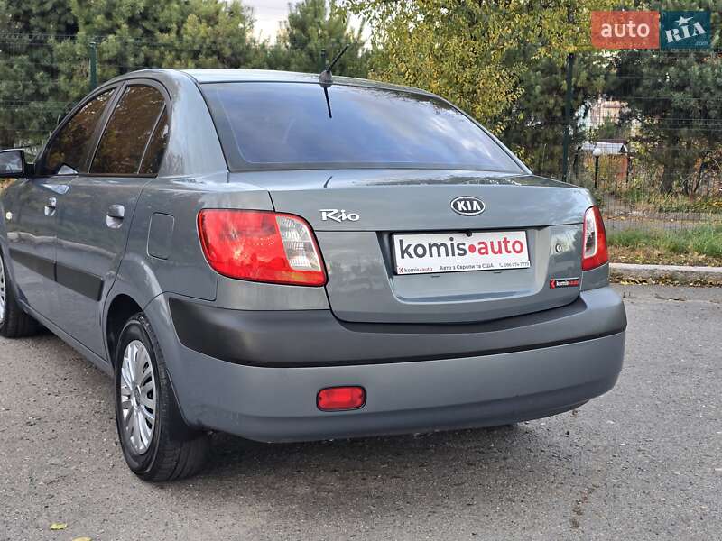 Седан Kia Rio 2006 в Хмельницькому