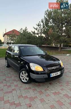 Хэтчбек Kia Rio 2008 в Одессе