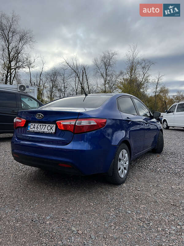 Седан Kia Rio 2012 в Черкассах