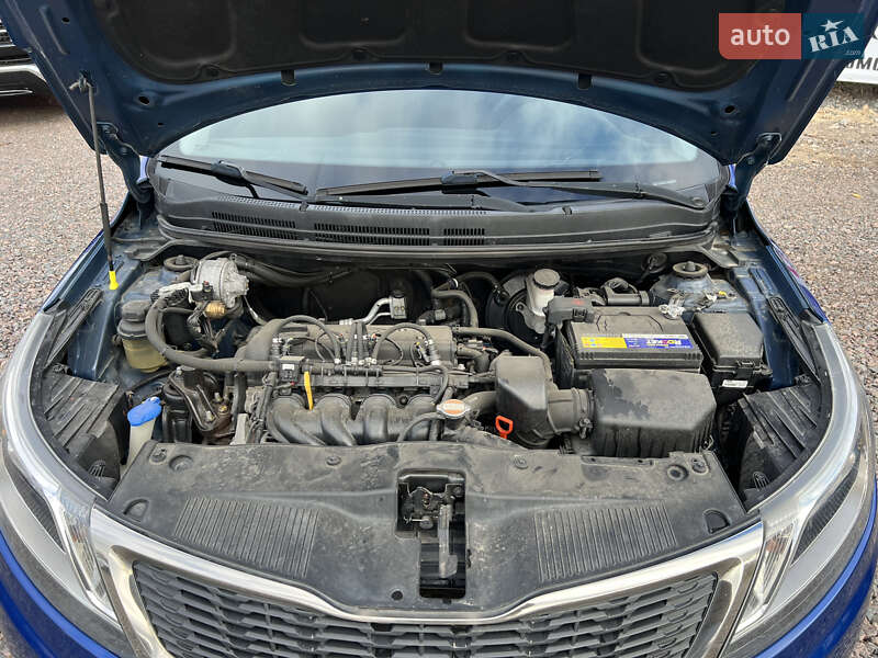 Седан Kia Rio 2012 в Черкассах