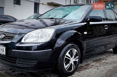 Хетчбек Kia Rio 2009 в Чорткові