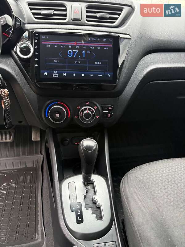 Седан Kia Rio 2012 в Харкові