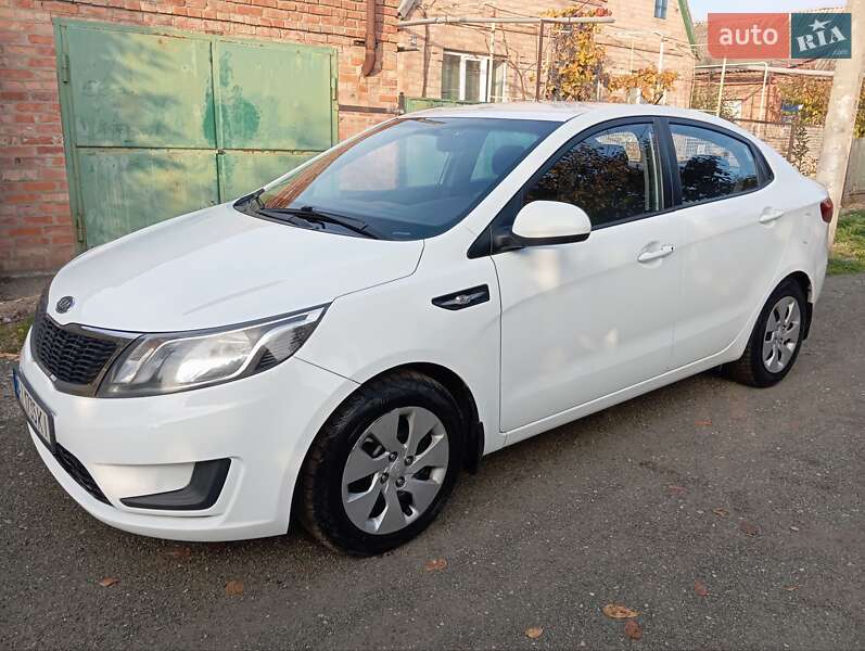 Седан Kia Rio 2012 в Никополе фото 7 Седан Kia Rio 2012 в Никополе