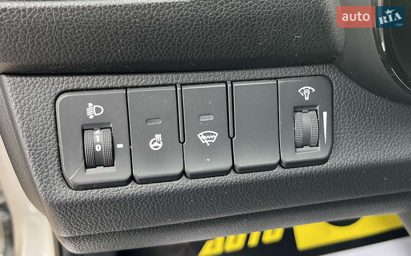 Хетчбек Kia Rio 2013 в Стрию