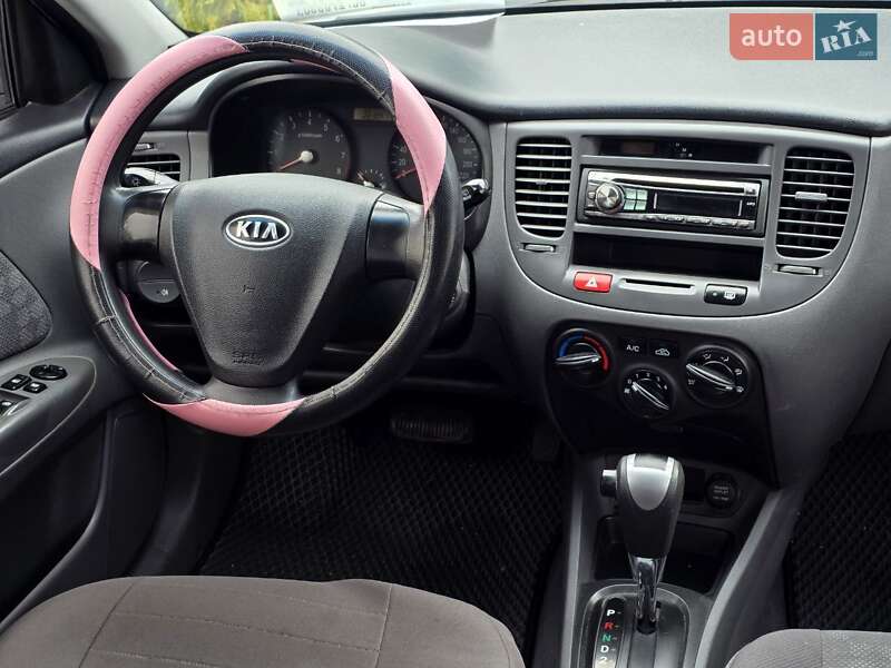 Хэтчбек Kia Rio 2007 в Тернополе фото 28 Хэтчбек Kia Rio 2007 в Тернополе