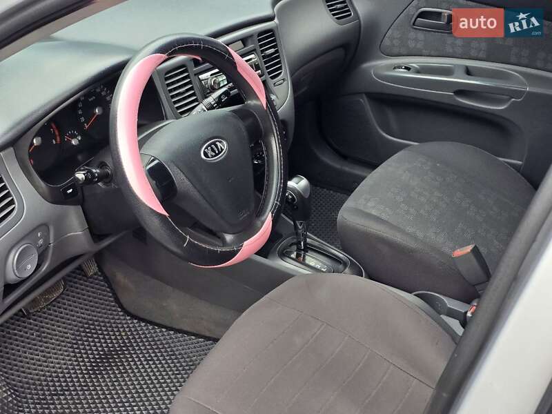 Хэтчбек Kia Rio 2007 в Тернополе фото 18 Хэтчбек Kia Rio 2007 в Тернополе