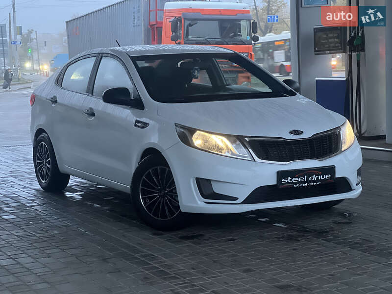 Kia Rio 2012 Kia Rio 2012