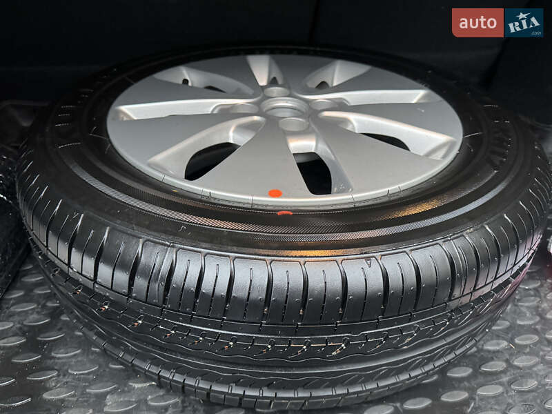 Седан Kia Rio 2014 в Киеве фото 17 Седан Kia Rio 2014 в Киеве