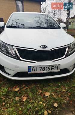 Хетчбек Kia Rio 2013 в Сумах