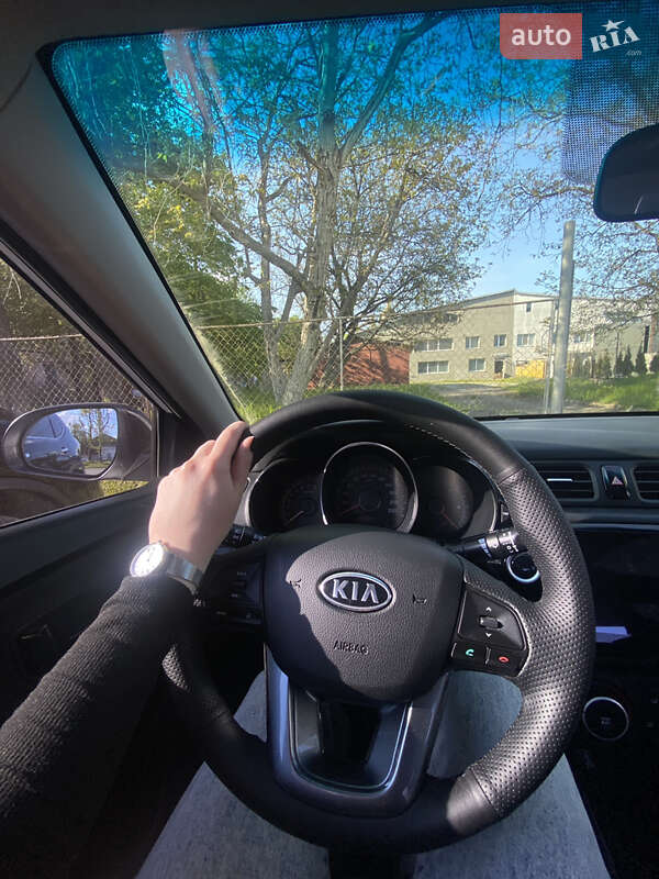 Седан Kia Rio 2012 в Ивано-Франковске фото 17 Седан Kia Rio 2012 в Ивано-Франковске