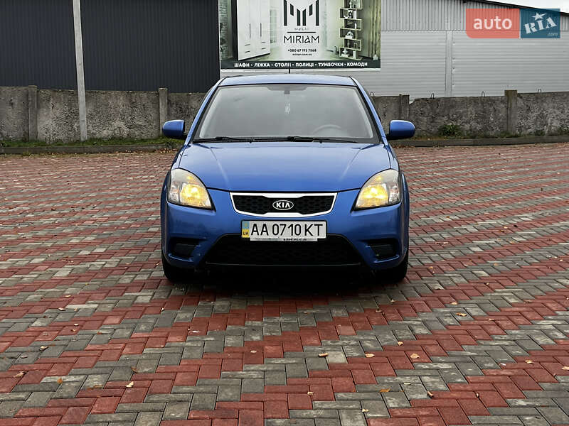 Хетчбек Kia Rio 2011 в Білій Церкві