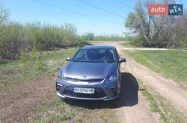 Седан Kia Rio 2018 в Харькове
