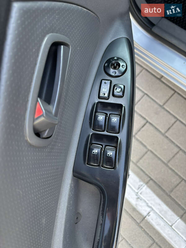 Седан Kia Rio 2011 в Сумах