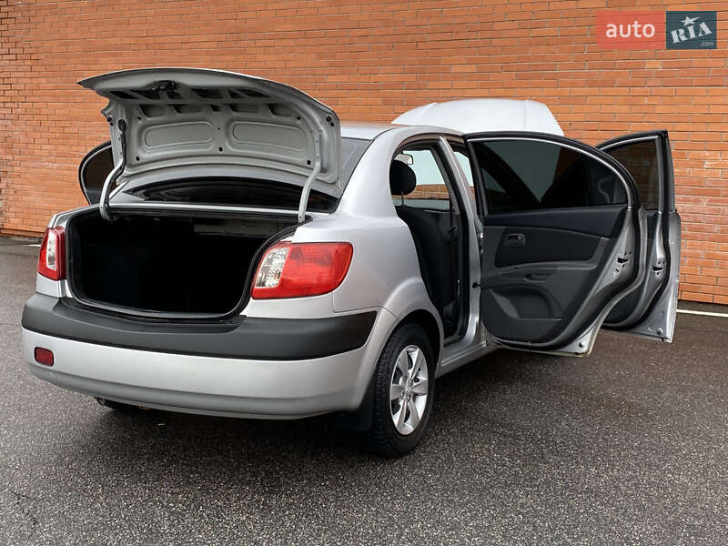 Седан Kia Rio 2008 в Киеве фото 25 Седан Kia Rio 2008 в Киеве