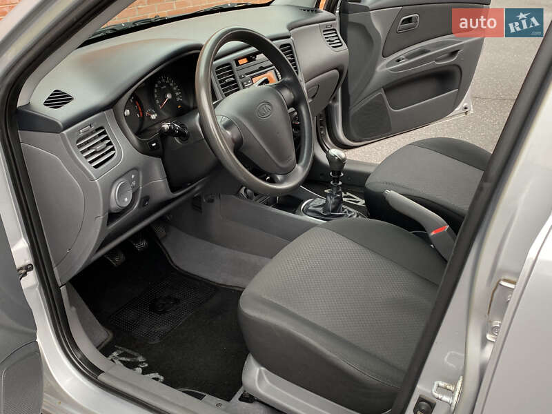 Седан Kia Rio 2008 в Киеве фото 30 Седан Kia Rio 2008 в Киеве