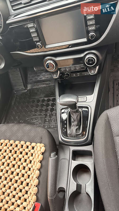 Седан Kia Rio 2018 в Киеве фото 22 Седан Kia Rio 2018 в Киеве