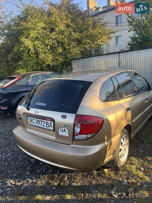 Универсал Kia Rio 2003 в Луцке