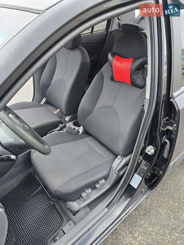 Хэтчбек Kia Rio 2007 в Киеве