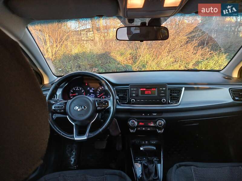 Хэтчбек Kia Rio 2018 в Тернополе