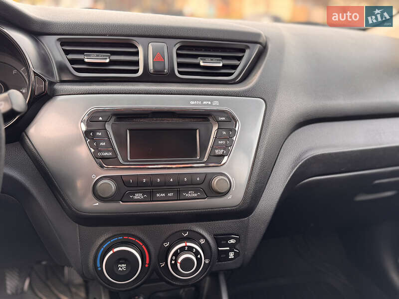 Седан Kia Rio 2013 в Харькове