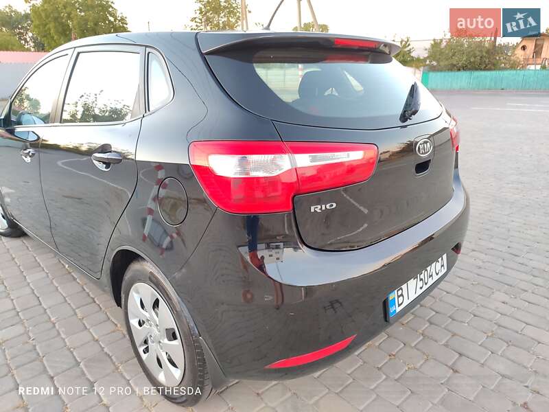 Хэтчбек Kia Rio 2012 в Кременчуге