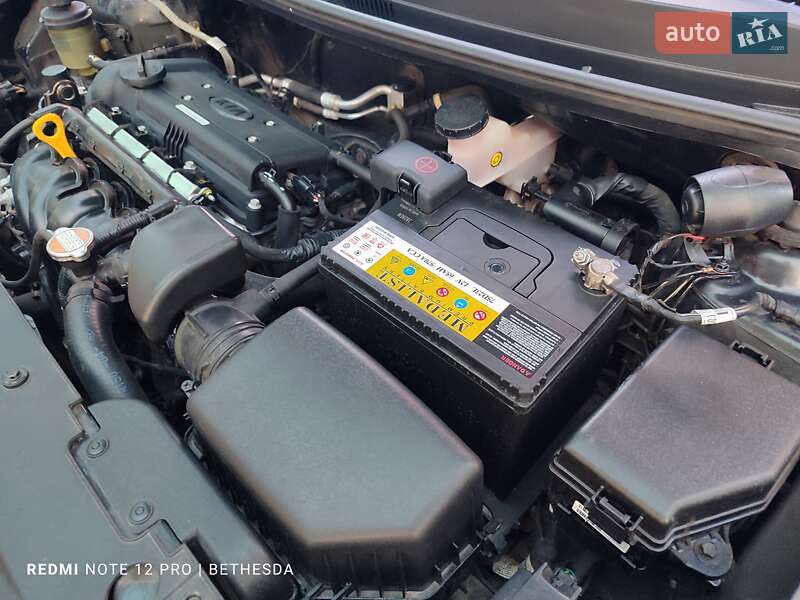 Хэтчбек Kia Rio 2012 в Кременчуге