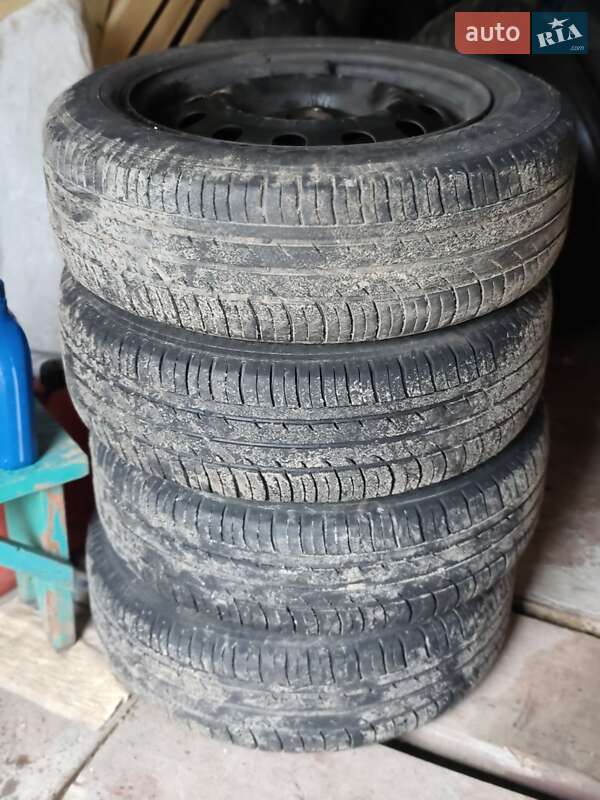 Хэтчбек Kia Rio 2012 в Кременчуге