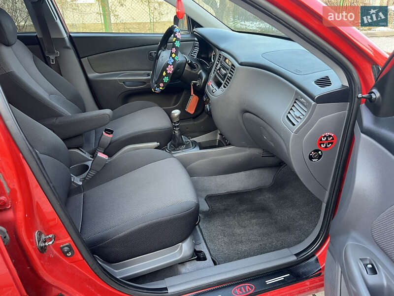 Хэтчбек Kia Rio 2006 в Надворной фото 20 Хэтчбек Kia Rio 2006 в Надворной