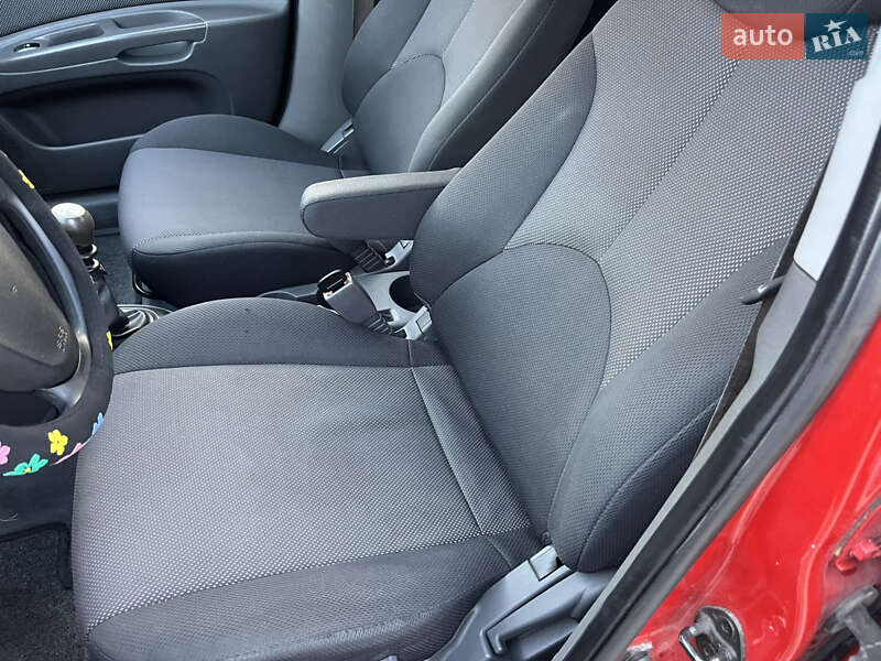 Хэтчбек Kia Rio 2006 в Надворной фото 24 Хэтчбек Kia Rio 2006 в Надворной