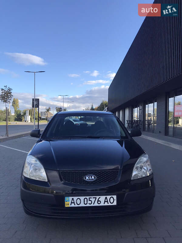 Седан Kia Rio 2008 в Ужгороде фото 2 Седан Kia Rio 2008 в Ужгороде