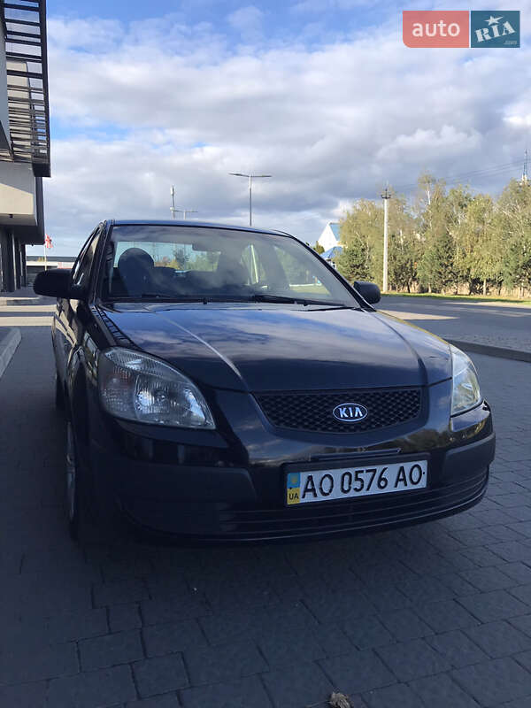 Седан Kia Rio 2008 в Ужгороде фото 6 Седан Kia Rio 2008 в Ужгороде