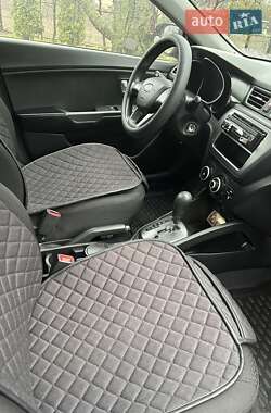 Хэтчбек Kia Rio 2012 в Жашкове