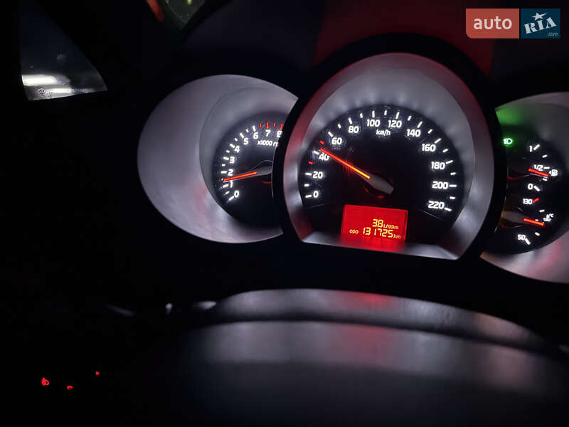 Седан Kia Rio 2016 в Кривом Роге