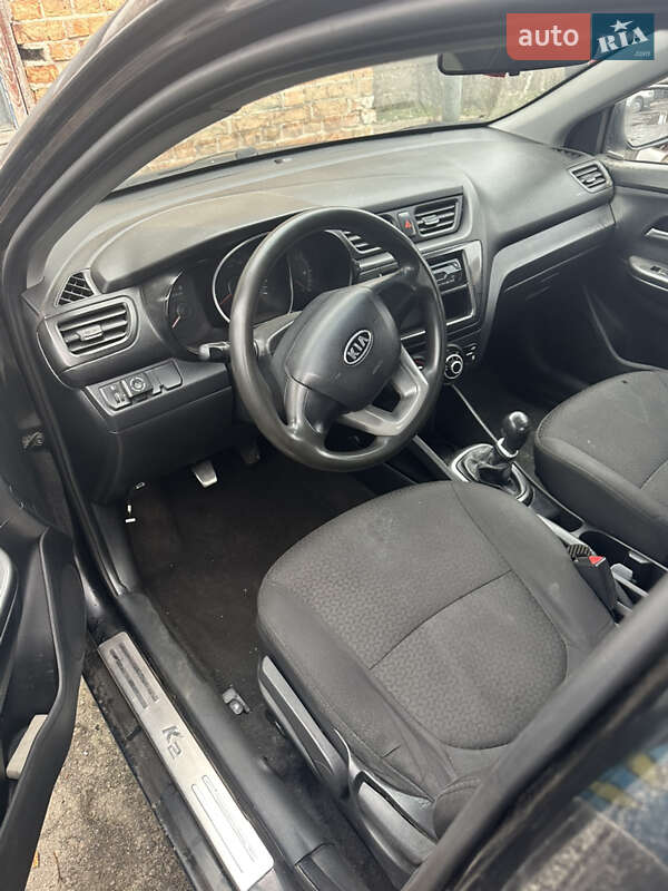 Седан Kia Rio 2012 в Лубнах