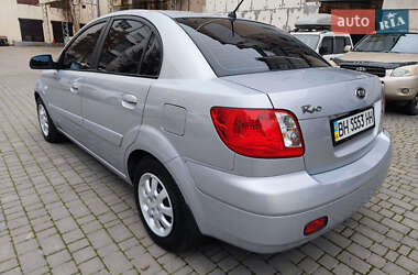 Седан Kia Rio 2007 в Одессе